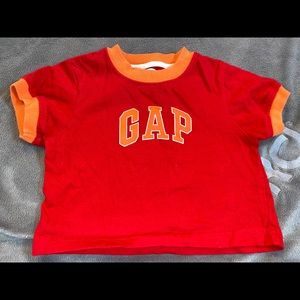Boy’s 3-6 mos Gap t shirt.